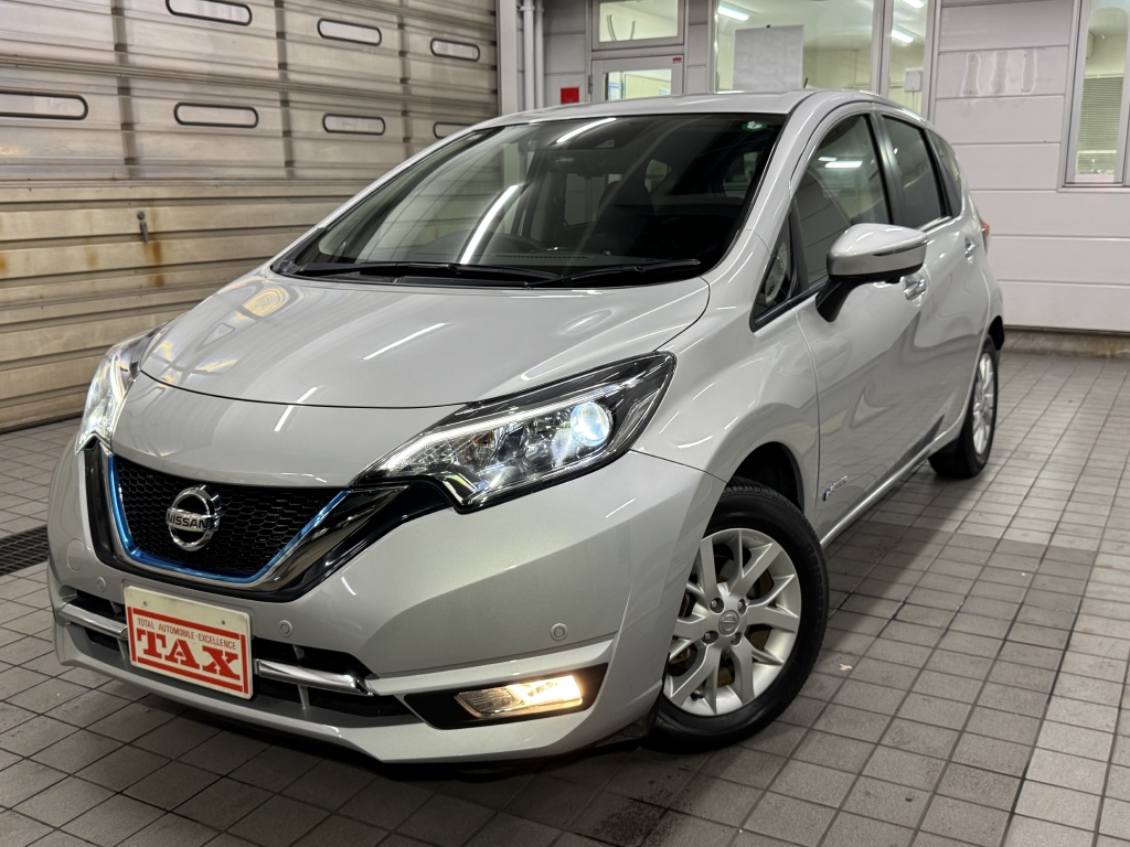 2017(H29)年　ニッサン　ノートｅ－パワー　ｅ－パワーメダリスト